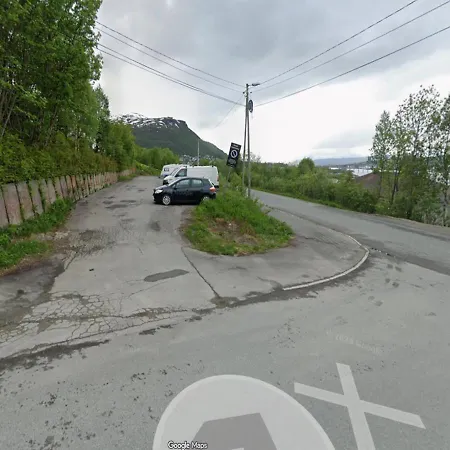 Hillside Top-row Apartment, Stunning Views Appartement *